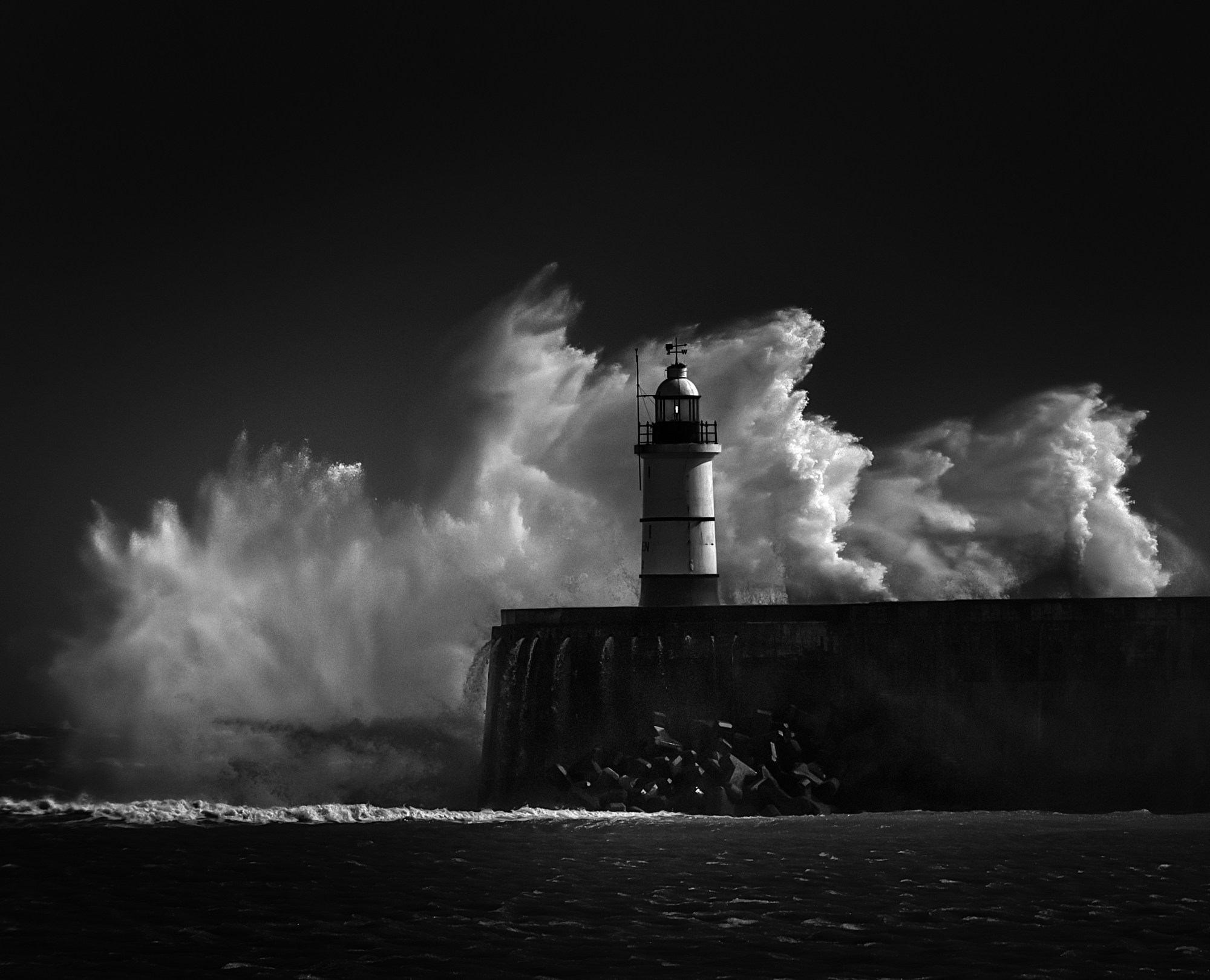 In Coming London Fine Art Photography